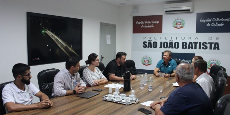 SJB renova convênio com Estado para transporte escolar de alunos da rede estadual