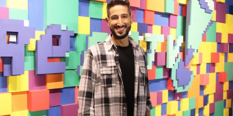 Havan aposta em novo programa da RedeTv!, com bate-papo entre famosos