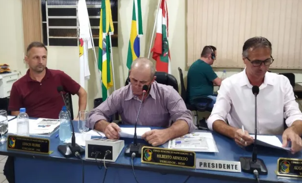 Vereadores aprovam convênio entre Major Gercino e Hospital de Tijucas