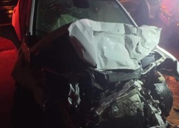 Duas pessoas ficam feridas em acidente na SC-410