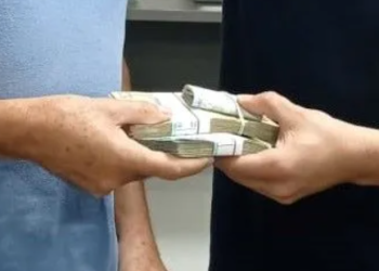 Dinheiro em gabinete “foi brincadeira”, diz prefeitura de SJB em nota