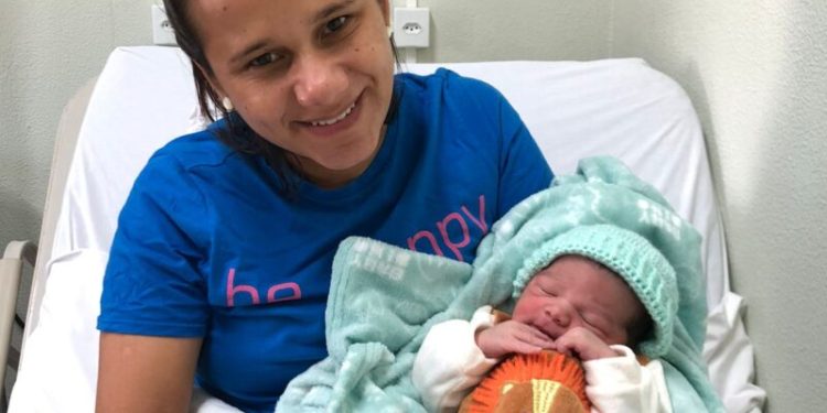 Nasce primeiro bebê na nova sala de parto do Hospital de Nova Trento