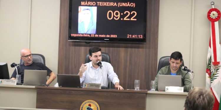 Câmara aprova Moção de Aplausos a grupo de Whatsapp