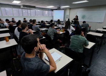 Inscrições para o Encceja vão até 6 de junho