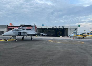 Havan disponibiliza hangar para receber mais dois caças Gripen, da FAB