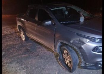 Moto e carro batem em rodovia de Nova Trento