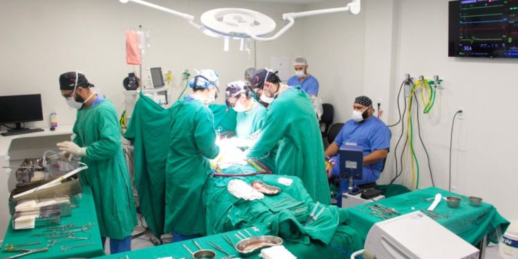 Hospital Azambuja realiza primeira cirurgia cardíaca pelo SUS