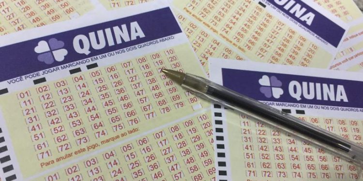 POR UM NÚMERO: Mulher de Canelinha quase ganha R$12 milhões, e embolsa R$ 7 mil