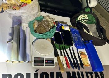 PM prende suspeito de tráfico de drogas no bairro Carmelo