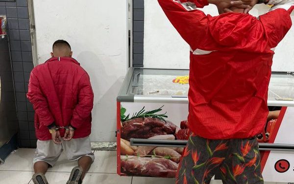 Policia Militar cumpre mandado de prisão no Timbezinho