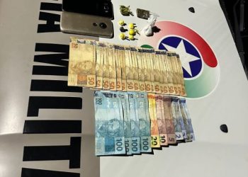 PM prende homem e mulher por suspeita de tráfico em São João Batista