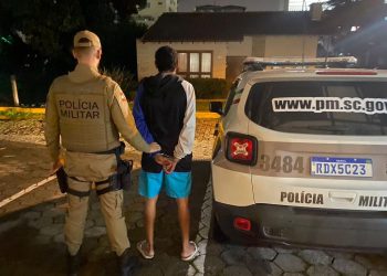 Jovem com ordem de apreensão por tentativa de homicídio é preso em São João Batista