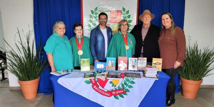 Edição de 2023 do Recital Municipal de Poesias homenageará Academia Batistense de Letras