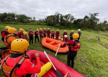Defesa Civil: grupo de operacionais multimissão participa de curso de formação