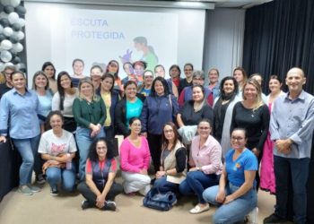 Canelinha Promove Encontro entre Secretarias para Aprimorar a Escuta Especializada