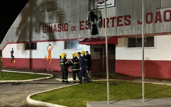 Ginásio de Esportes em Tijucas registra arrombamento e incêndio