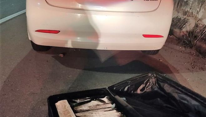 PRF localiza maconha em carro de aplicativo de carona na BR-101