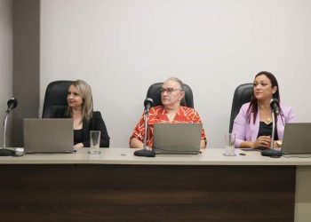 Três vereadoras tomam posse em São João Batista