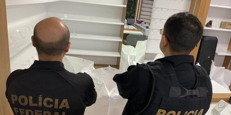 PF e Receita realizam operação de combate ao descaminho de produtos eletrônicos na região de Brusque/SC