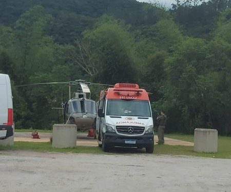 Menina de 12 anos tem ferimentos graves após cair de tirolesa em Nova Trento