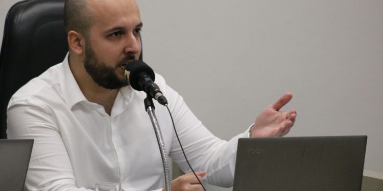 Novo pedido de cassação de Gustavo Grimm tramita na Câmara de Vereadores de São João Batista