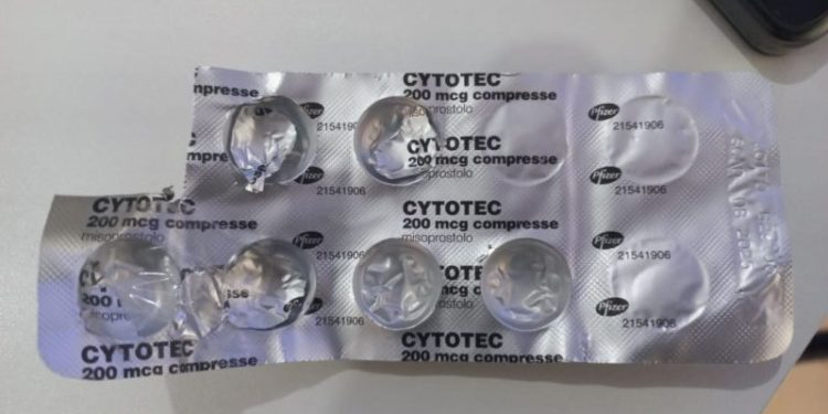 Policia Militar acionada após adolescente abusada pelo tio engravidar e tentar aborto em Itapema