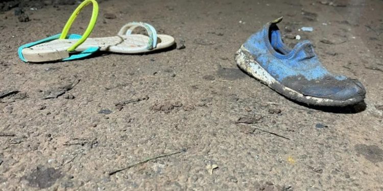 Quatro crianças morrem atropeladas por Kombi no Paraná