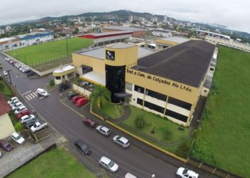 Consumidores e empresas calçadistas de São João Batista são vítimas de golpes de vendas online