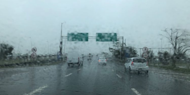 Previsão de tempo da Defesa Civil indica chance de temporais em SC