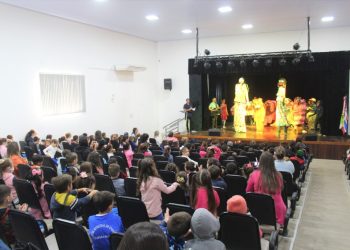 Projeto sobre o folclore brasileiro é desenvolvido junto a estudantes do Maternal II e de Pré-Escola