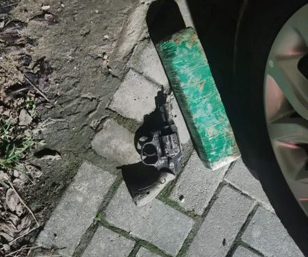 Polícia Militar de São João Batista prende dois homens, apreende arma e droga