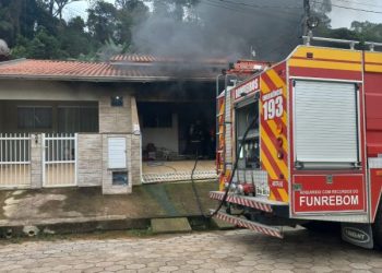 Após término de relacionamento homem prende gatos em quarto e ateia fogo em Canelinha