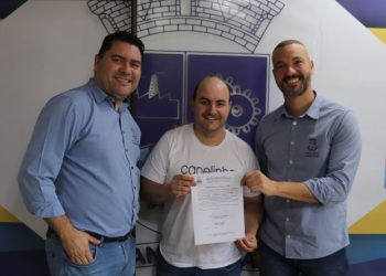 Semais assina Ordem de Serviço para reforma da sede