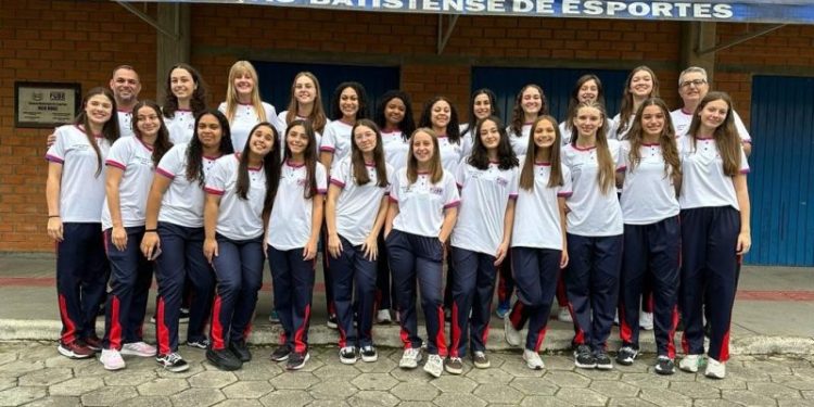 Voleibol da Fube disputa a Taça Paraná em duas categorias