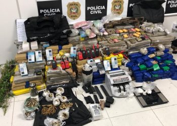 Operação em conjunto da Policia Civil e Policia Militar apreende drogas e munições na Grande Florianópolis