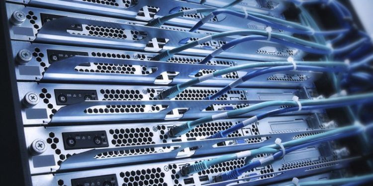 Governo elimina taxas de importação de equipamentos de telecomunicações e informática