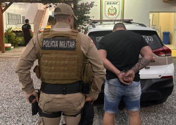 Após denúncias Policia Militar cumpre mandado de prisão