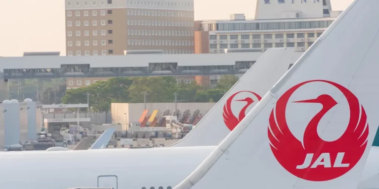 Principal cia aérea do Japão faz voo extra por causa de lutadores de sumô