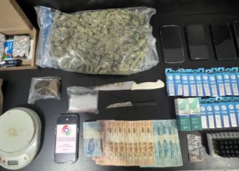 Polícia Militar prende dupla por tráfico e encontra drogas e chocolate de maconha
