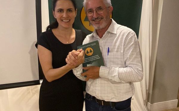 1ª Encontrão Mulheres Unidas Batistense terá palestra show com Ainor Loterio