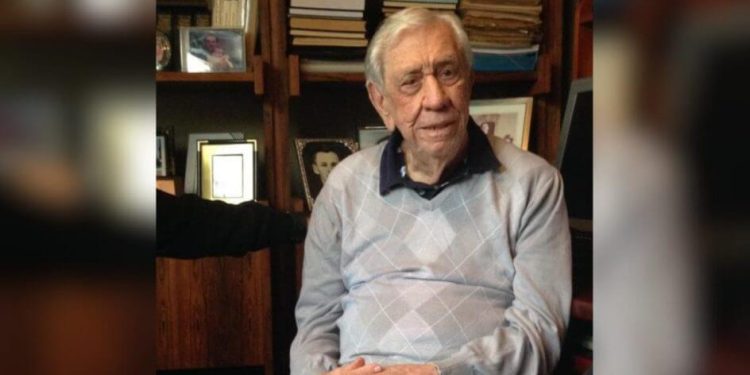 Morre ex-governador Colombo Machado Salles aos 97 anos