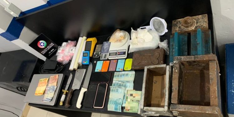 Após denúncias casal foi preso por tráfico de drogas