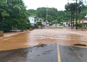 Dívidas de atingidos pelas chuvas, no Alto Vale, têm novos prazos.