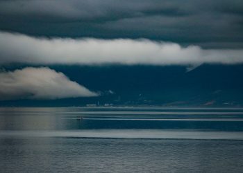 Noite da virada de ano deve ter chuva rápida e temperatura mais amena em SC