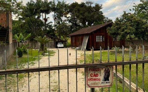 Policia Militar de São João Batista cumpre mandado de prisão na Ribanceira do Sul