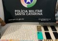 Após denúncias Policia Militar prende suspeitos e encontra droga e munições em Porto Belo