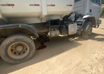 Jovem morre em acidente envolvendo moto e caminhão em Tijuca