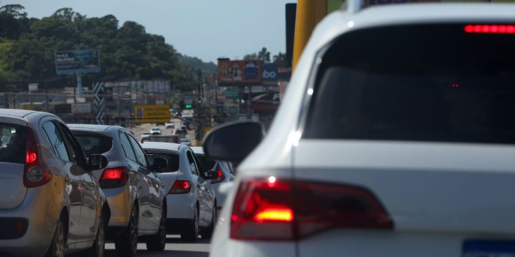 Restrições ao tráfego de caminhões pesados serão implementadas na SC-401