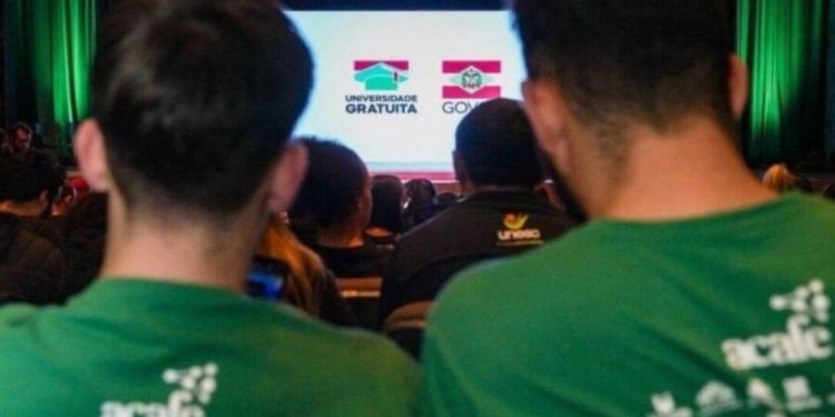 A aprovação, na Assembleia Legislativa de Santa Catarina (Alesc), do término das bolsas para cursos a distância na Universidade Gratuita foi confirmada.