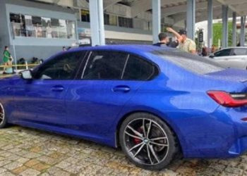 Mistério envolve morte de jovens encontrados desacordados em BMW em Balneário Camboriú